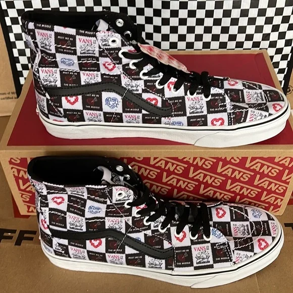 Vans Sk8-Hi Tapered Love Letters Black/True White Men’s sneakers - Picture 2 of 16